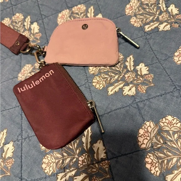 Lululemon Dual Pouch Wristlet - Picture 2 of 5